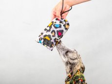 Ultralehká pláštěnka pro psy s ocáskem nahoru – RAIN TO GO Leopard Pop