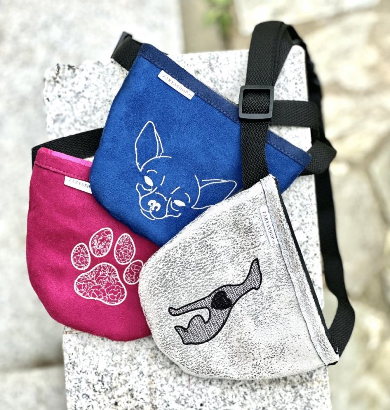 Pamlskovník výstavní s výšivkou 12x15cm