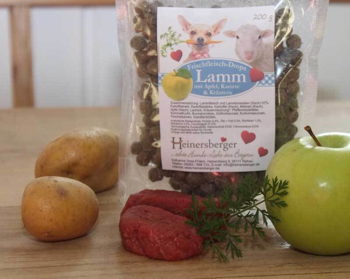 Jehněčí Fresh Drops – jablko, mrkev & bylinky 200 g