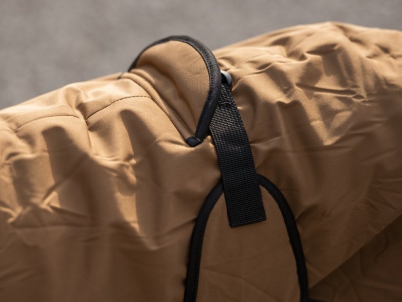 Minimalistická bunda pro psy