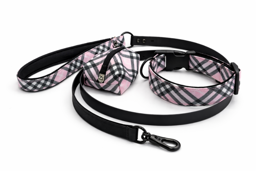 PINK CHECK ICON WALK SET – obojek se sponou, vodítko a zásobník na sáčky