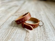 Kožený obojek HNĚDÝ S KAMÍNKY